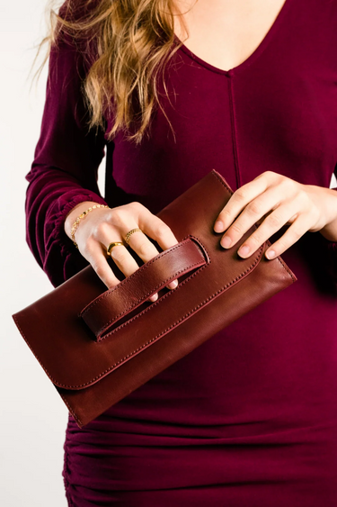 Mare Handle Clutch